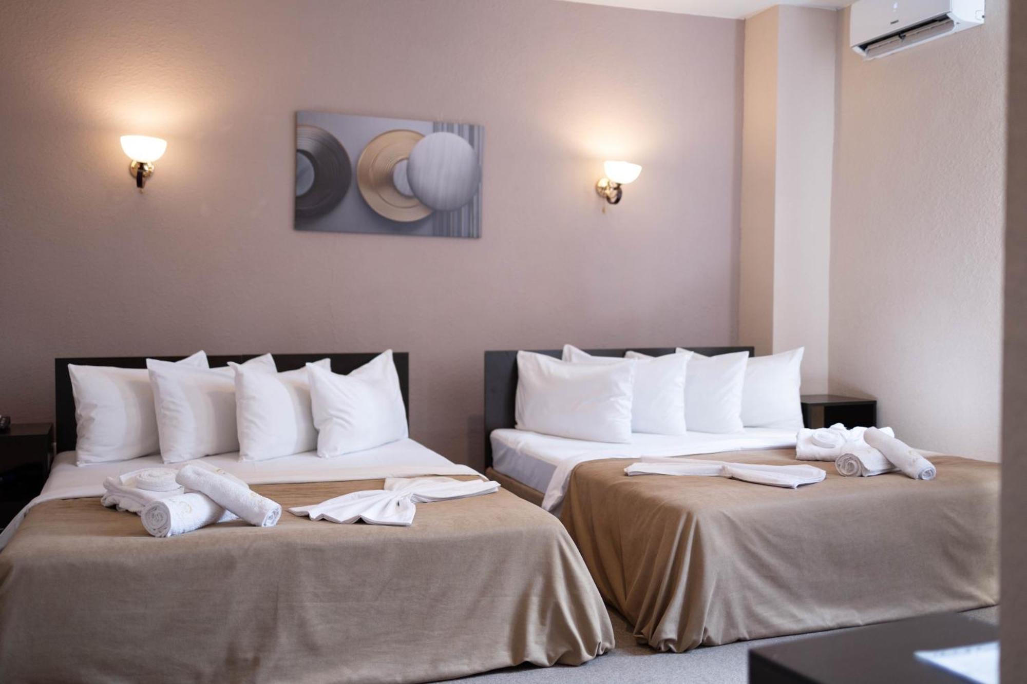 Richmind Hotel Vagharshapat Екстер'єр фото