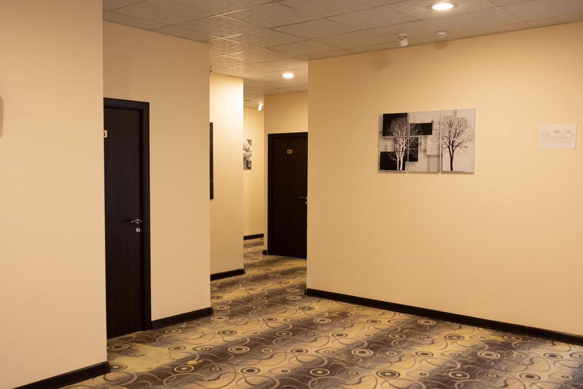 Richmind Hotel Vagharshapat Екстер'єр фото