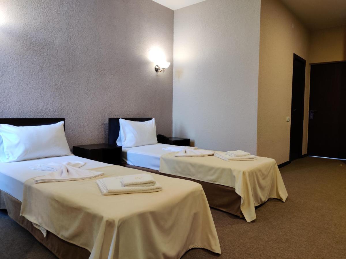Richmind Hotel Vagharshapat Екстер'єр фото
