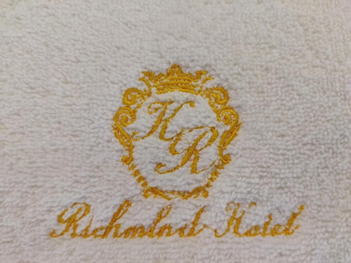 Richmind Hotel Vagharshapat Екстер'єр фото